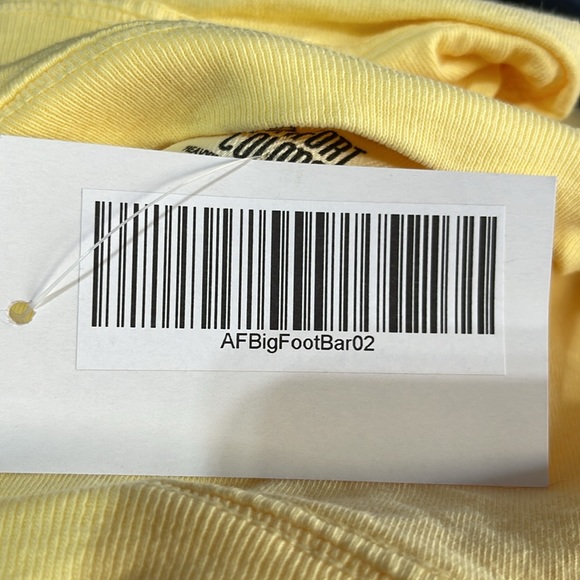 New Bigfoot beach bar shirt - Picture 3 of 3